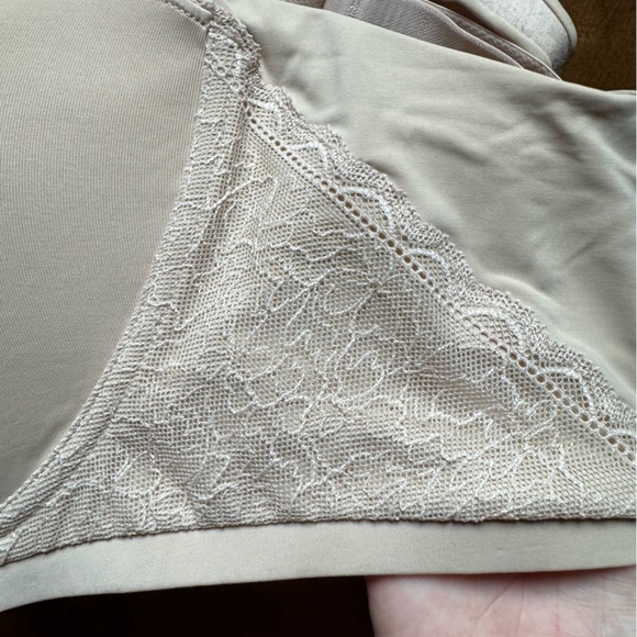 NWT wonderbra Eco Pure wireless bra - Picture 4 of 4